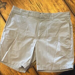 J. Crew Factory Tech Light Gray/Blue Men's Shorts 7”